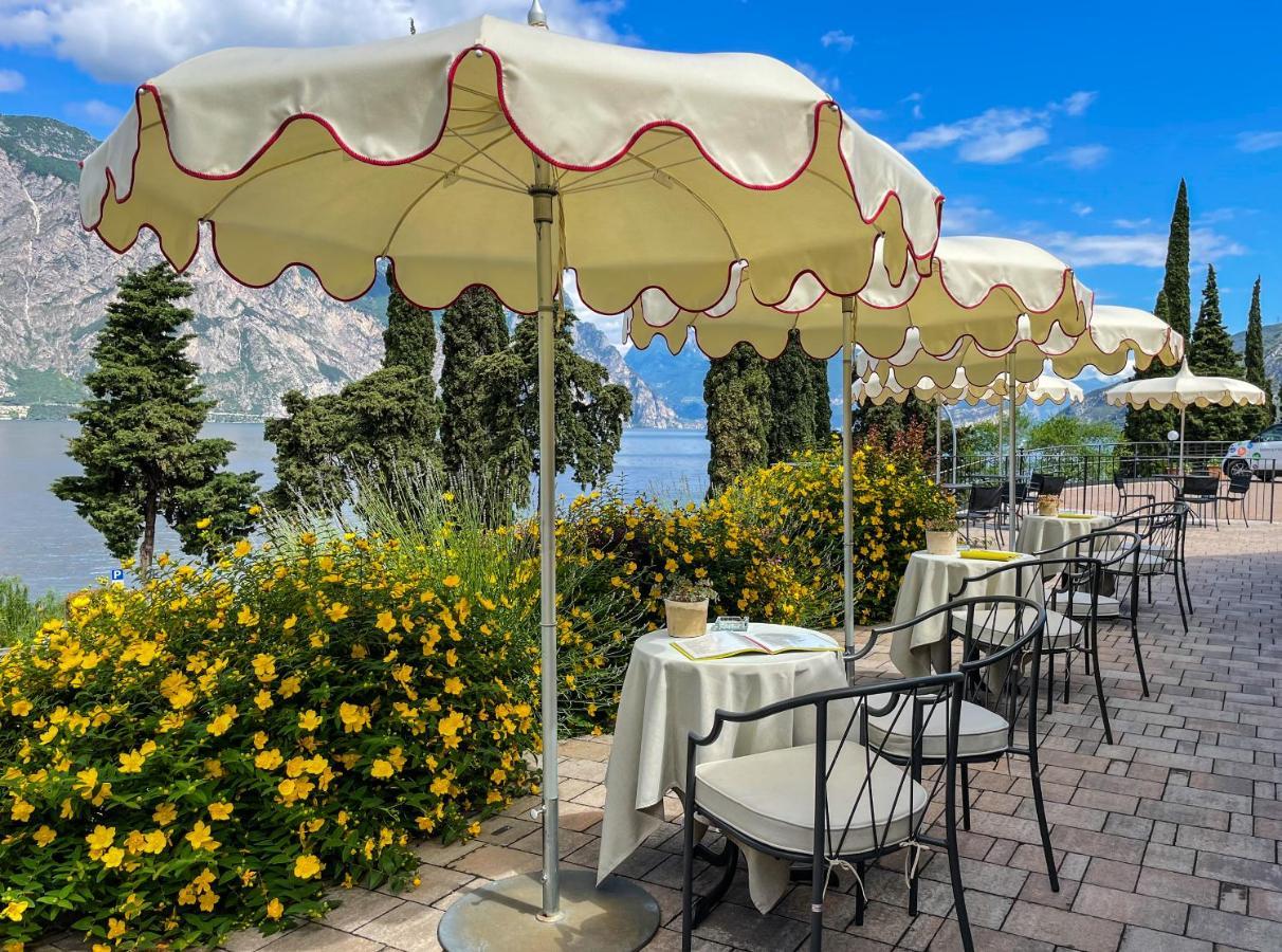 Hotel Oasi Beach มัลเชซิเน ภายนอก รูปภาพ